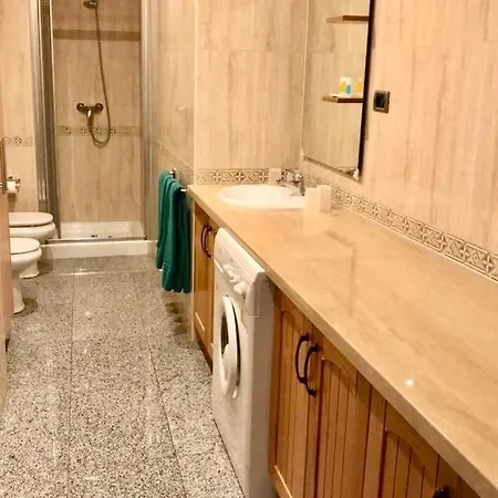 Ake * لوس كريستيانوس