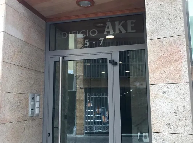 Ake *