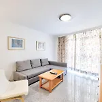 Ake Apartment